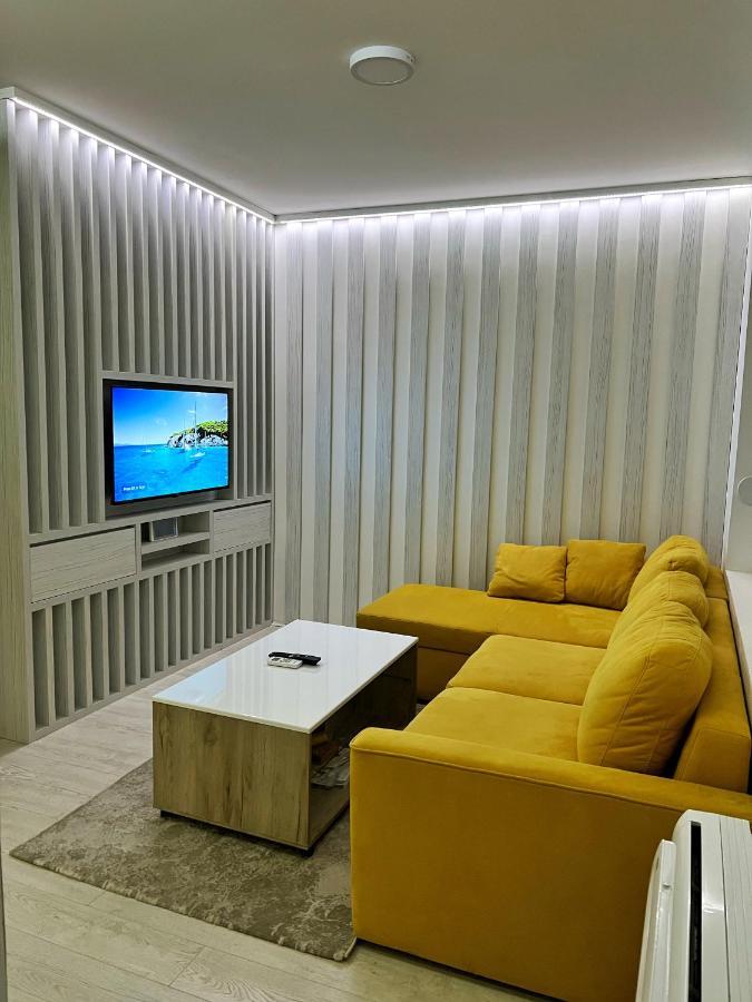 Center Deluxe Studio Niksic Exterior photo